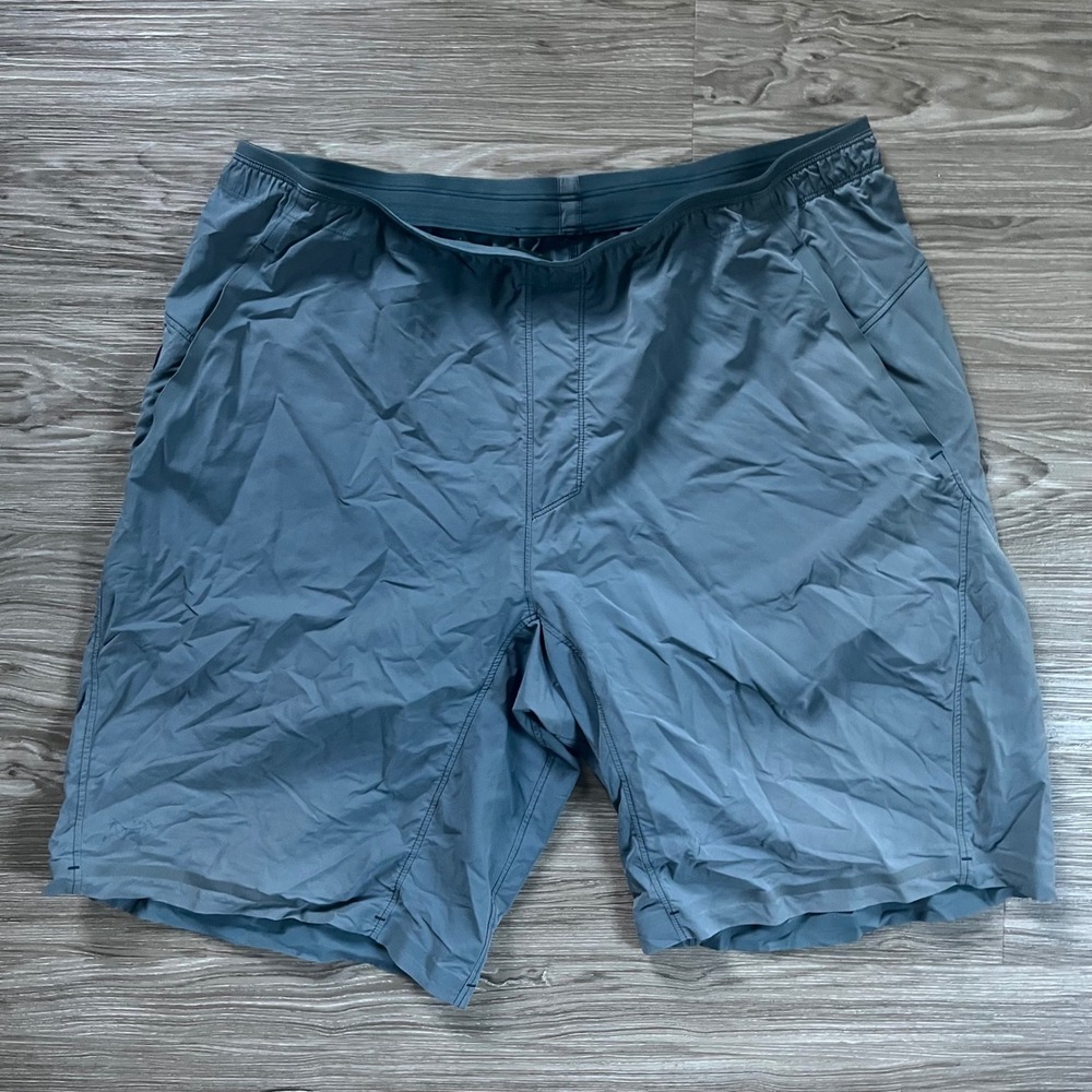 Arcteryx Aptin Short Mens XL Blue Grey Trail Running Athletic Hiking SKU 556